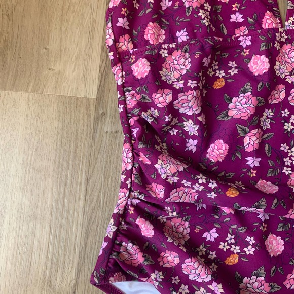 Cupshe One-piece Swimsuit Floral Swim - Picture 3 of 15